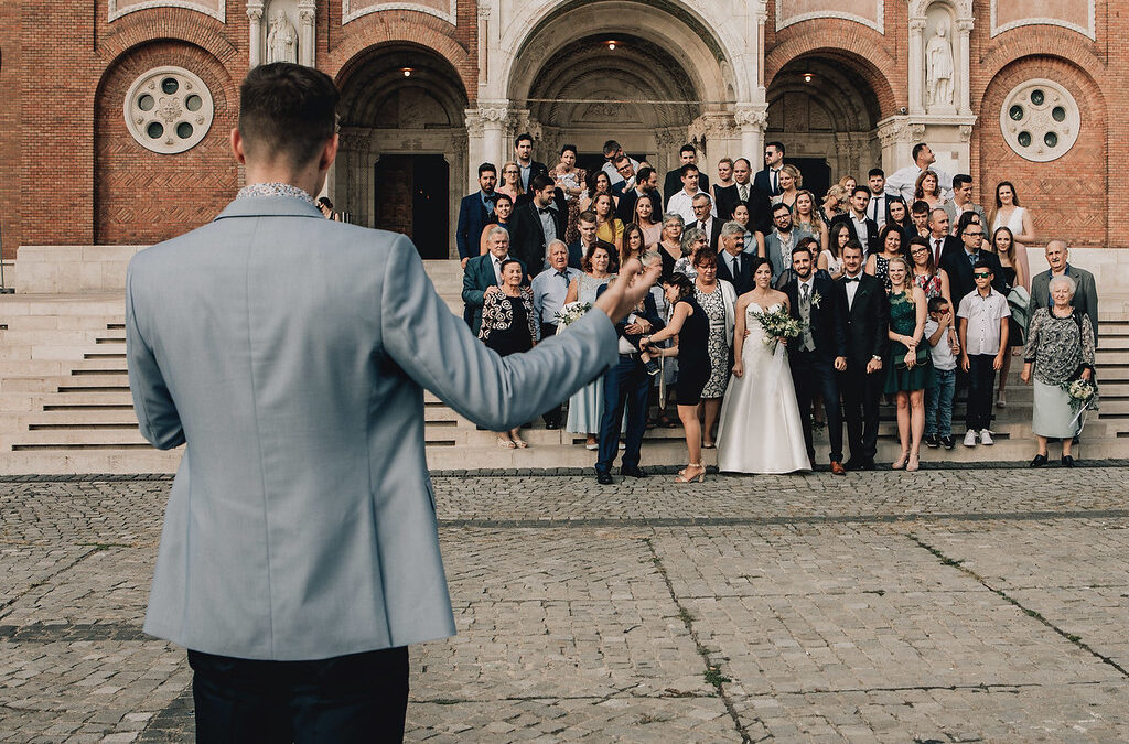 Hogyan válassz ceremóniamestert az álomesküvődhöz: Fontos szempontok és tippek